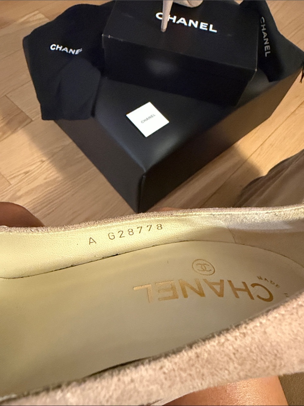 CHANEL Blush Suede Pointed-Toe Pumps with Leather Cap - Picture 5 of 5